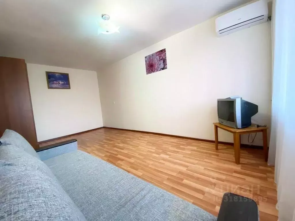 2-к кв. Башкортостан, Уфа Баязита Бикбая ул., 33 (45.0 м) - Фото 0