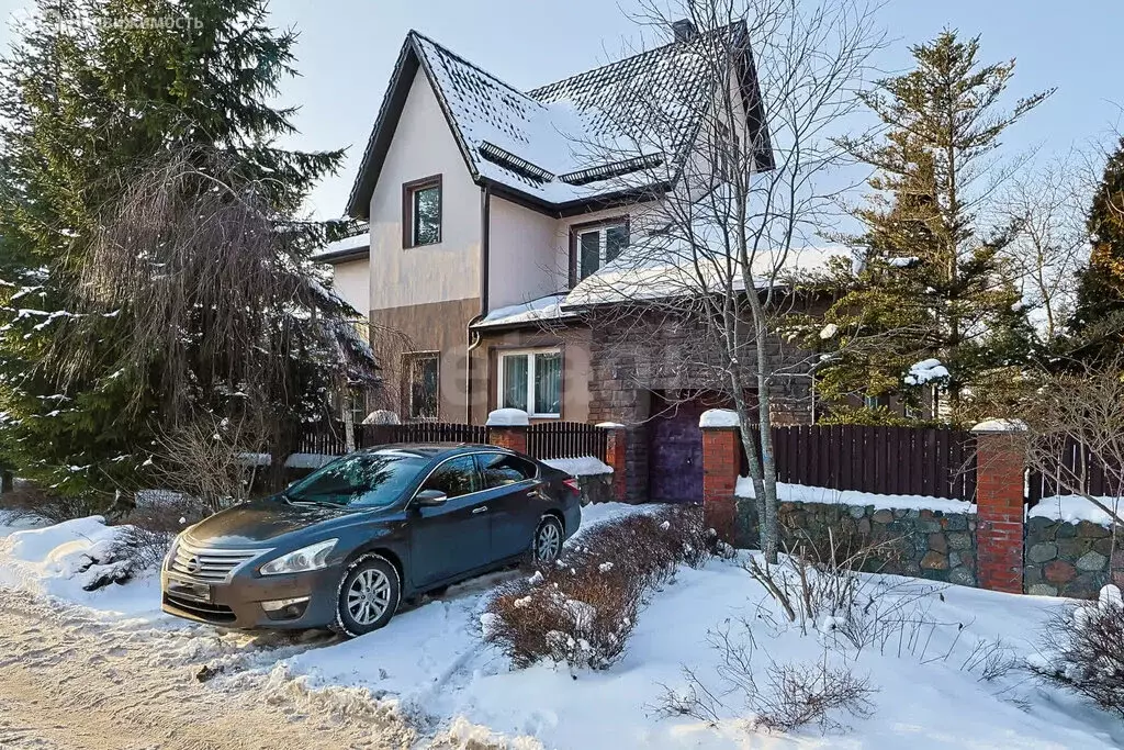 Дом в Гурьевск, Луговая улица (261 м) - Фото 1