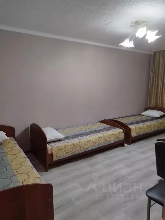 3-к кв. Свердловская область, Рефтинский пгт ул. Гагарина, 22 (70.0 м) - Фото 0