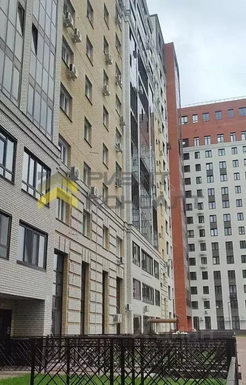 2-к кв. Омская область, Омск ул. 5-я Северная, 124 (57.6 м) - Фото 1