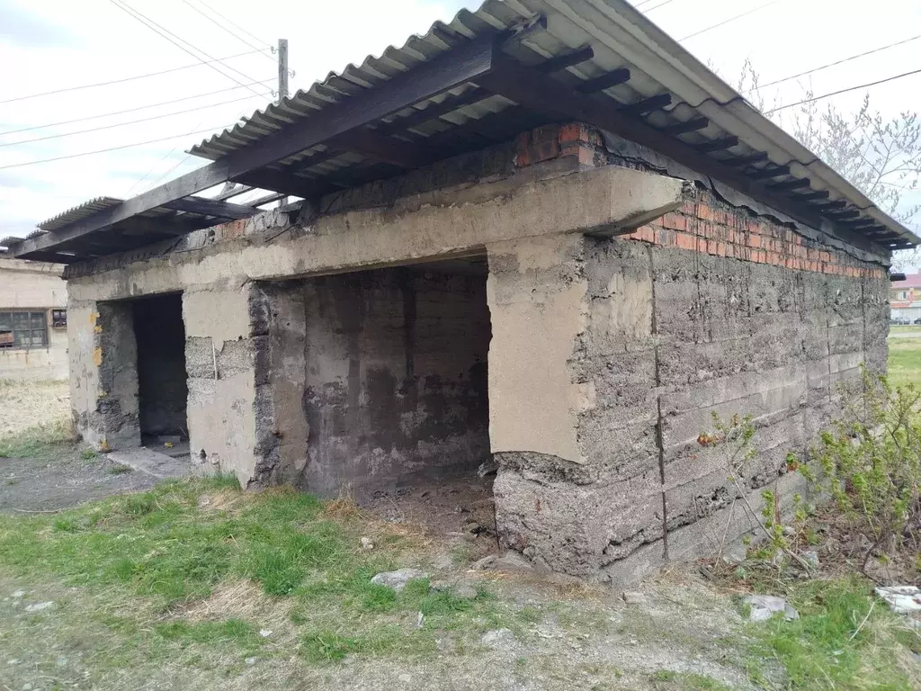 Гараж в Иркутская область, Слюдянка Базовый пер., 4 (30 м) - Фото 1