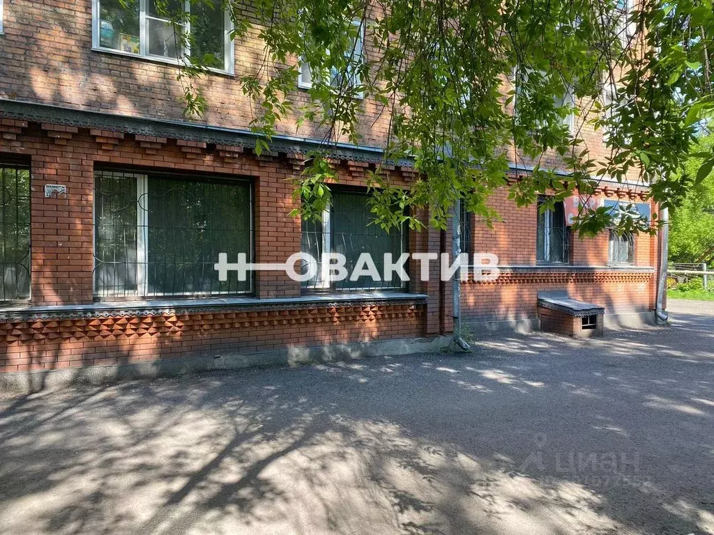 Помещение свободного назначения в Кемеровская область, Киселевск ул. ... - Фото 1