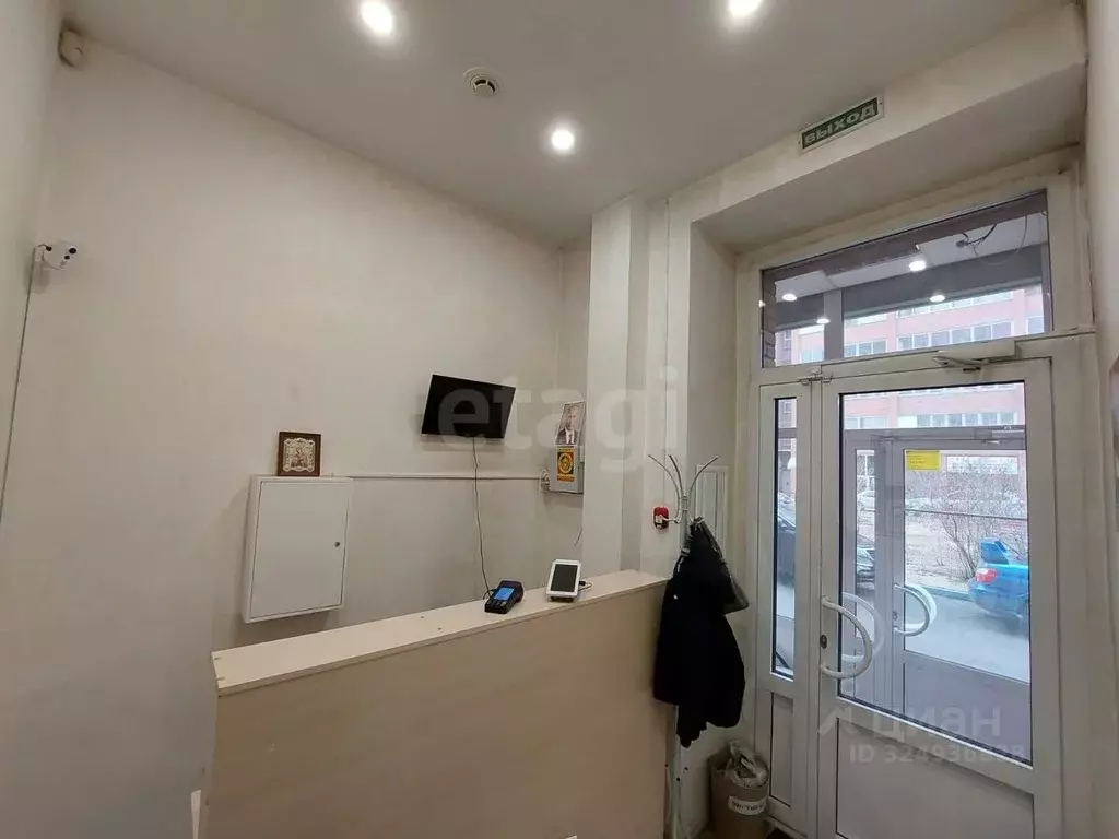 Офис в Красноярский край, Красноярск Северный мкр, ул. Космонавтов, ... - Фото 1