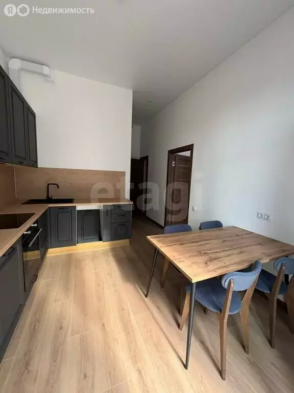 1-комнатная квартира: Тюмень, улица Сергея Свиридова, 9 (36.7 м) - Фото 1