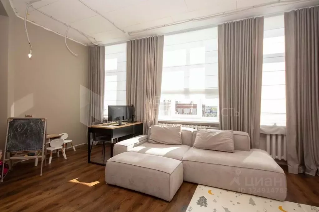 1-к кв. Тюменская область, Тюмень ул. Пржевальского, 35к5 (70.9 м) - Фото 1