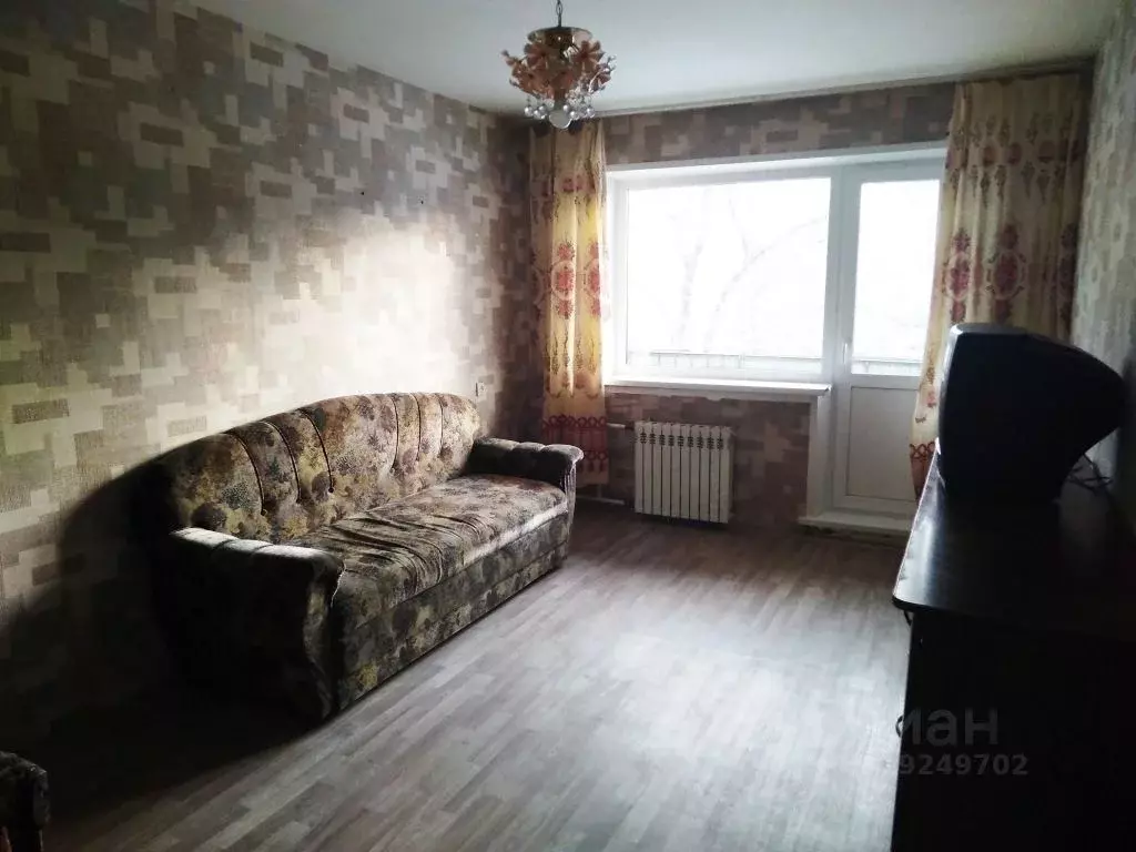 2-к кв. Хакасия, Абакан ул. Чехова, 76 (45.0 м) - Фото 1