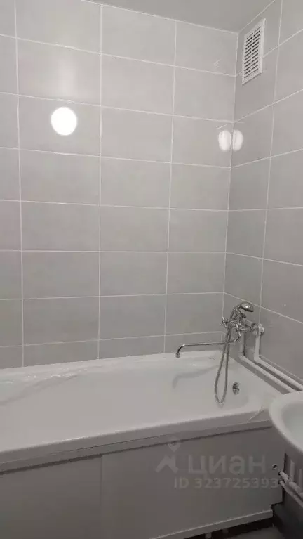 2-к кв. Красноярский край, Красноярск Аральская ул., 43 (59.4 м) - Фото 2