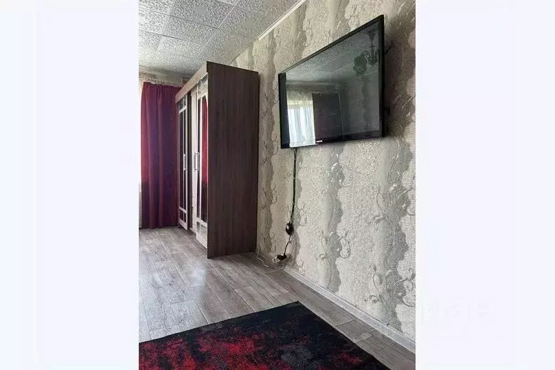 1-к кв. Свердловская область, Богданович 3-й кв-л, 8 (45.0 м) - Фото 0