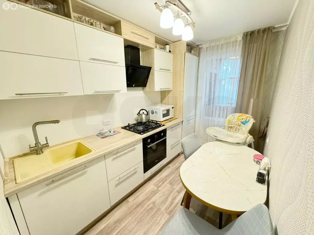 2-комнатная квартира: Нижнекамск, проспект Шинников, 51 (43.8 м) - Фото 0