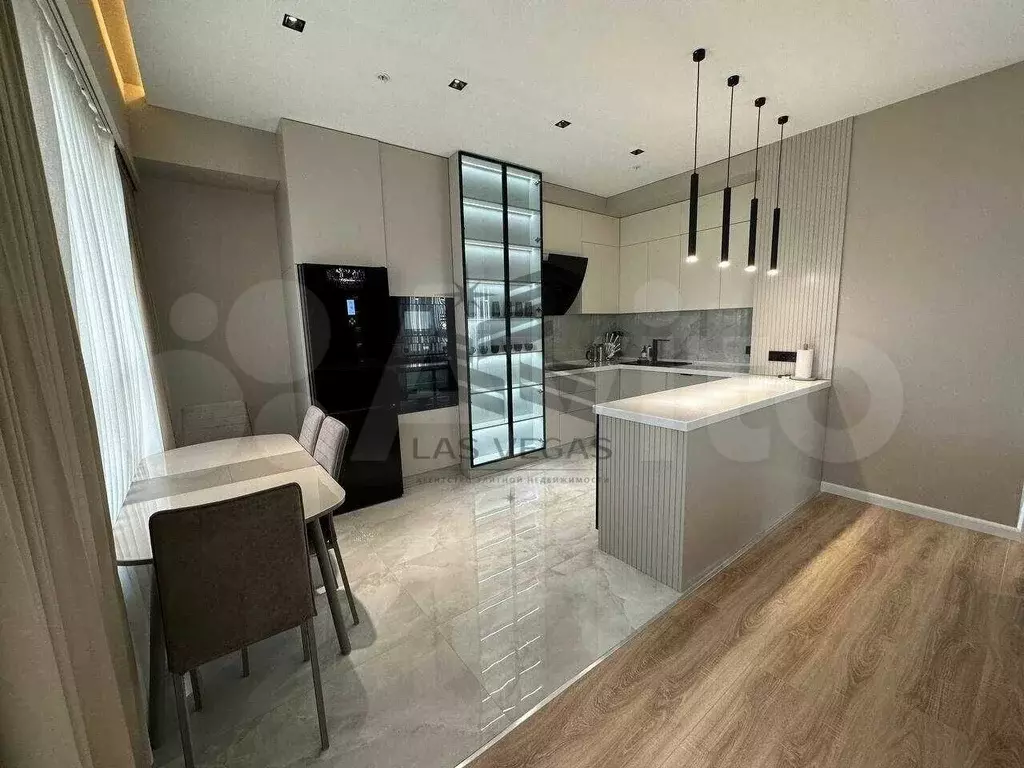 2-к. квартира, 70 м, 3/8 эт. - Фото 1