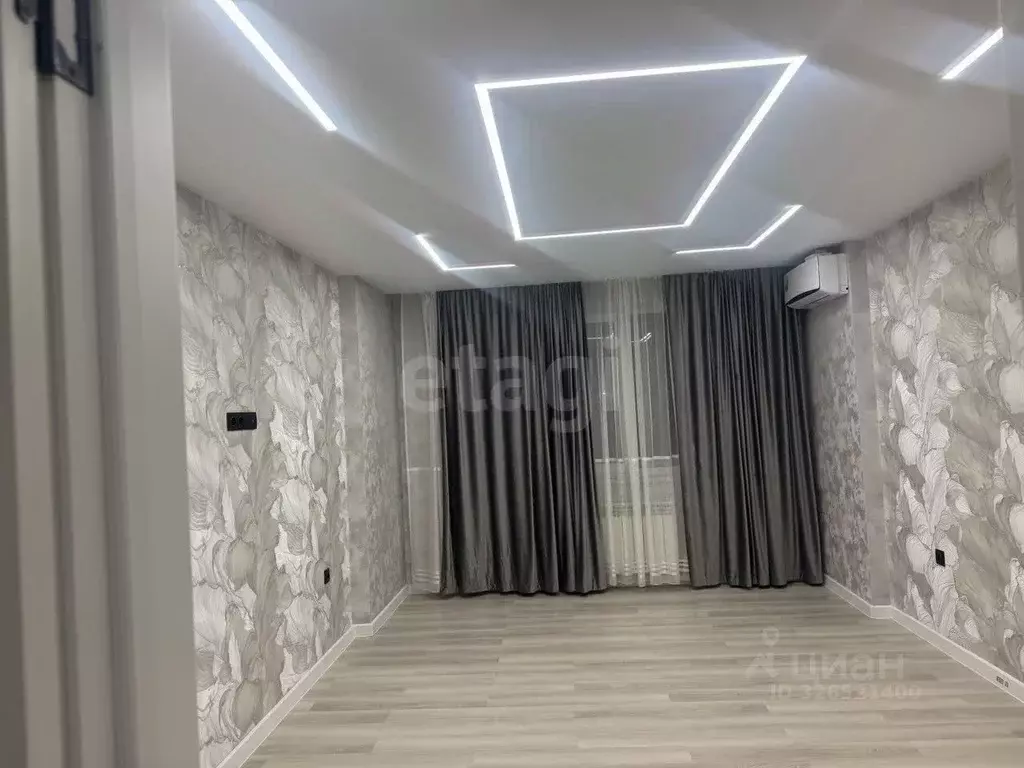 3-к кв. Татарстан, Казань ул. Нурихана Фаттаха, 15 (82.3 м) - Фото 1