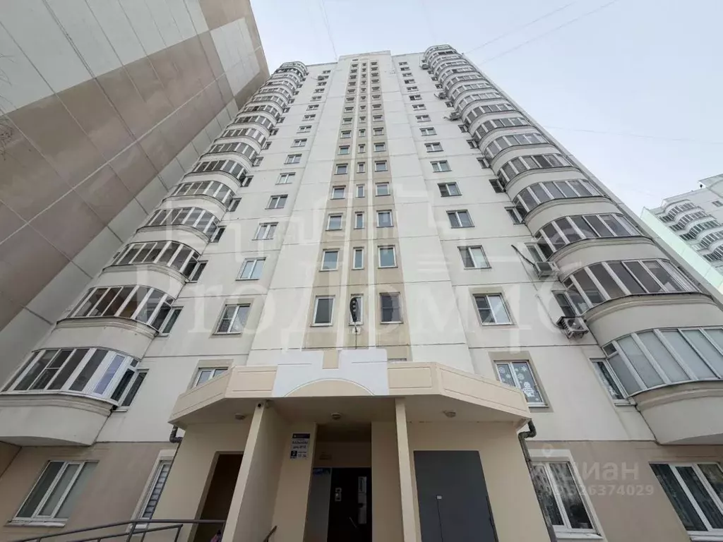 3-к кв. Курская область, Курск просп. Вячеслава Клыкова, 18 (76.4 м) - Фото 1