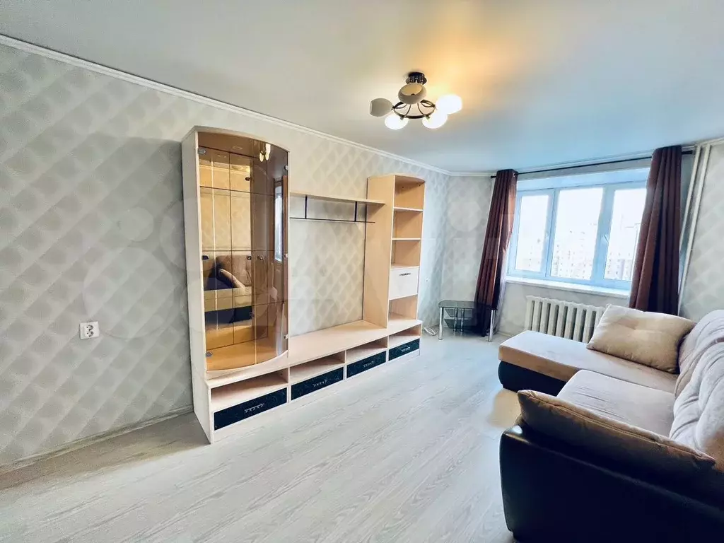 1-к. квартира, 40 м, 10/11 эт. - Фото 0