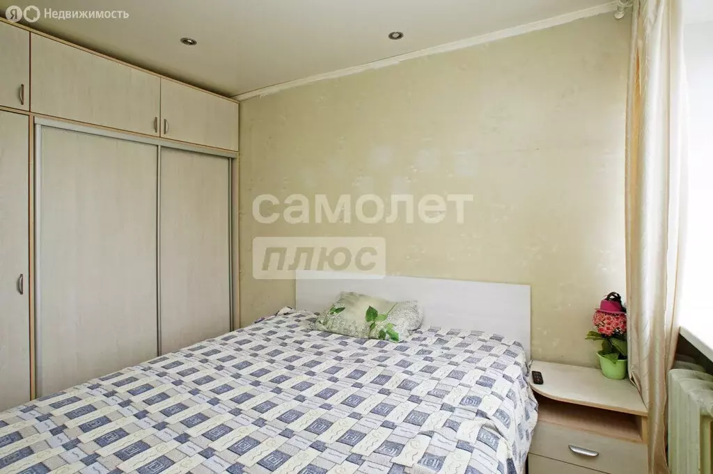 2-комнатная квартира: Омск, проспект Мира, 42В (44.3 м) - Фото 1