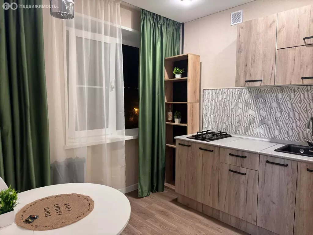 2-комнатная квартира: Челябинск, проспект Победы, 149 (46.2 м) - Фото 1