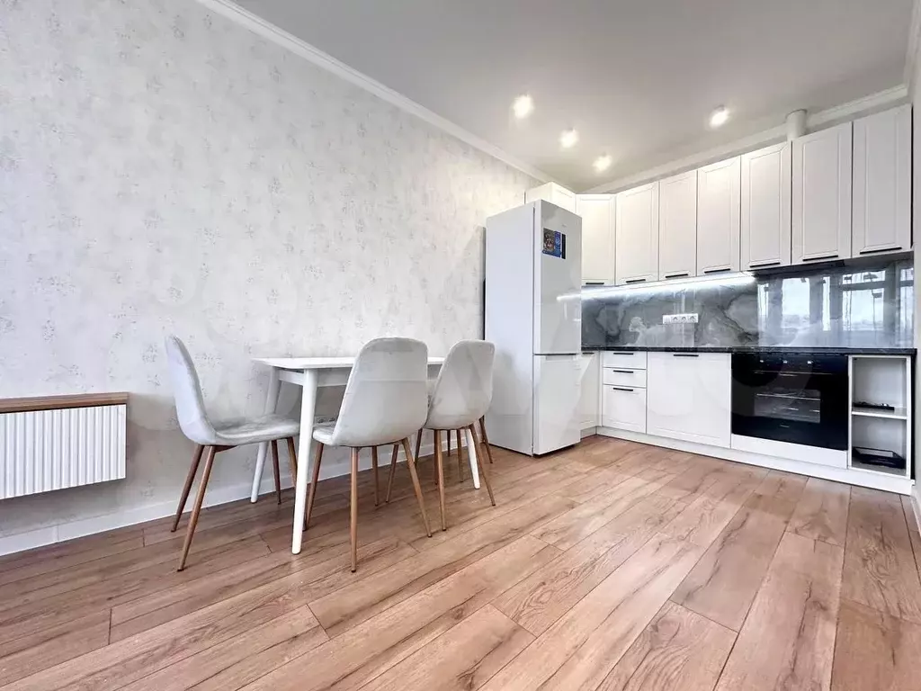 3-к. квартира, 61 м, 10/14 эт. - Фото 1
