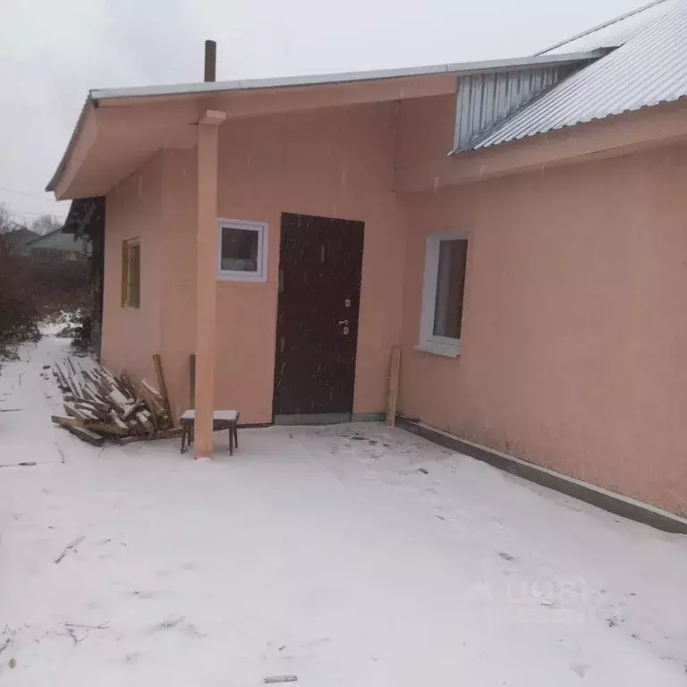 Дом в Омская область, Омск Днепровский пер. (57 м) - Фото 1