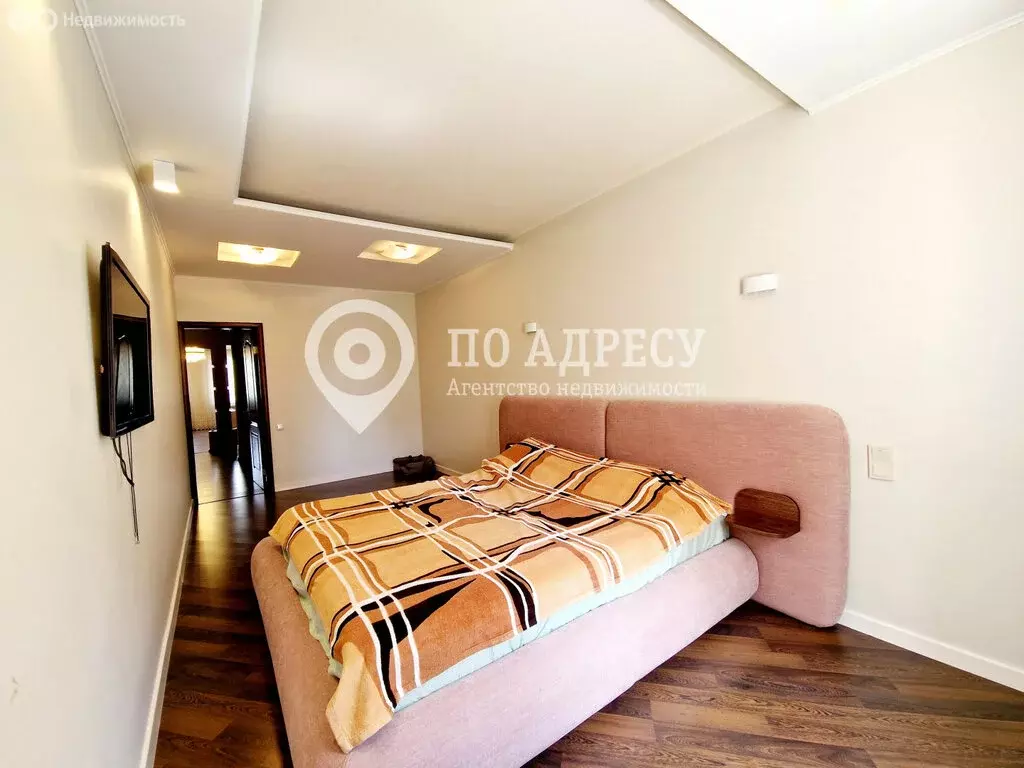 3-комнатная квартира: Саратов, Ульяновская улица, 42 (120 м) - Фото 1
