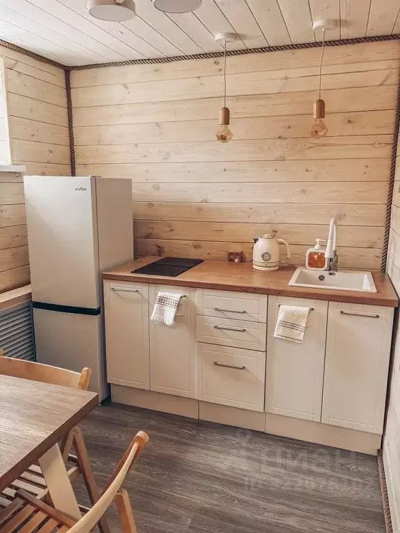 Дом в Алтай, с. Онгудай ул. Советская, 206 (50 м) - Фото 1