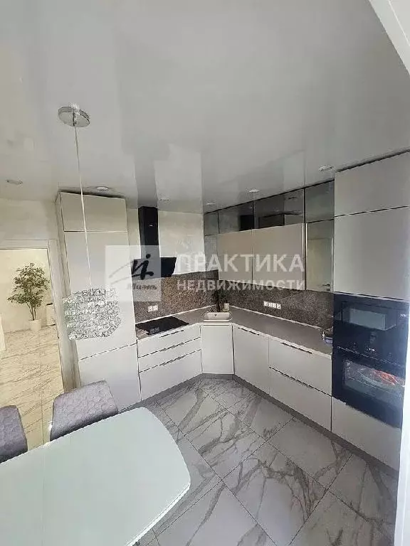 Продается 3-комнатная квартира - Фото 0