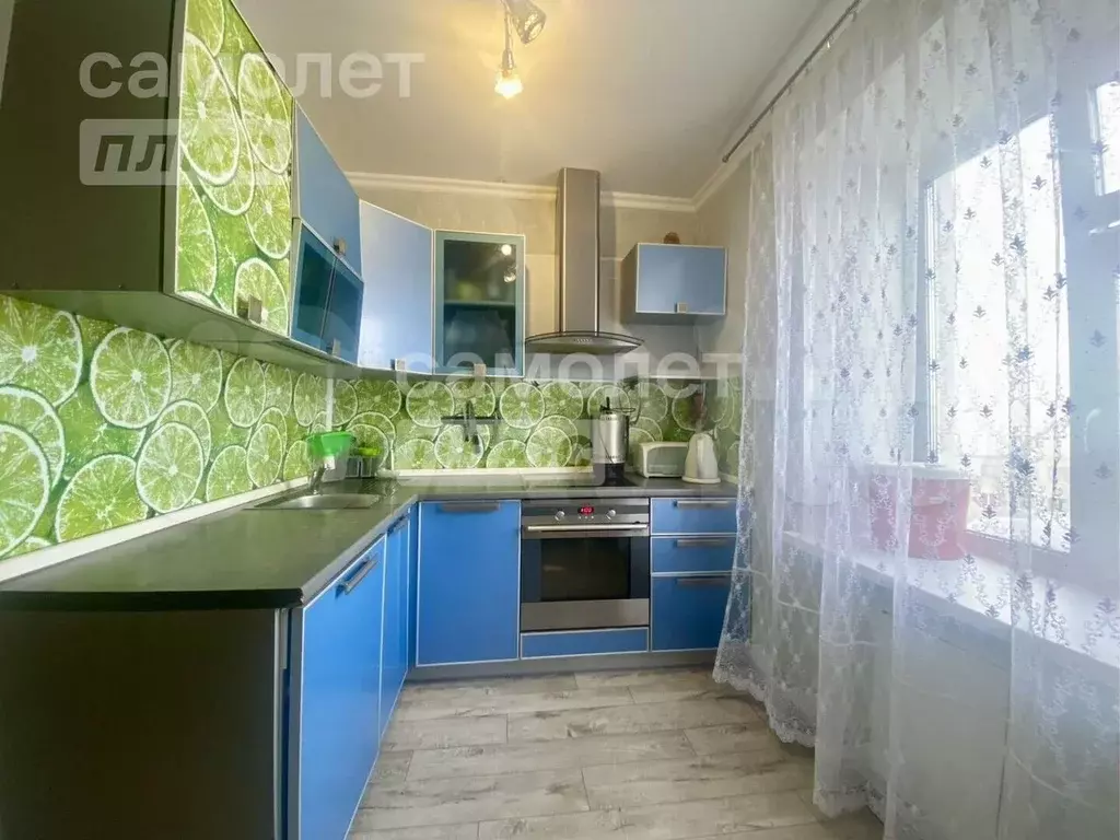 3-к. квартира, 60 м, 6/9 эт. - Фото 0