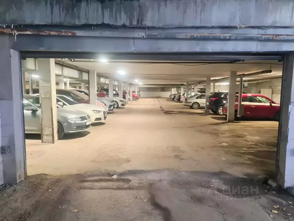 Гараж в Санкт-Петербург ул. Кораблестроителей, 12к3 (12 м) - Фото 1