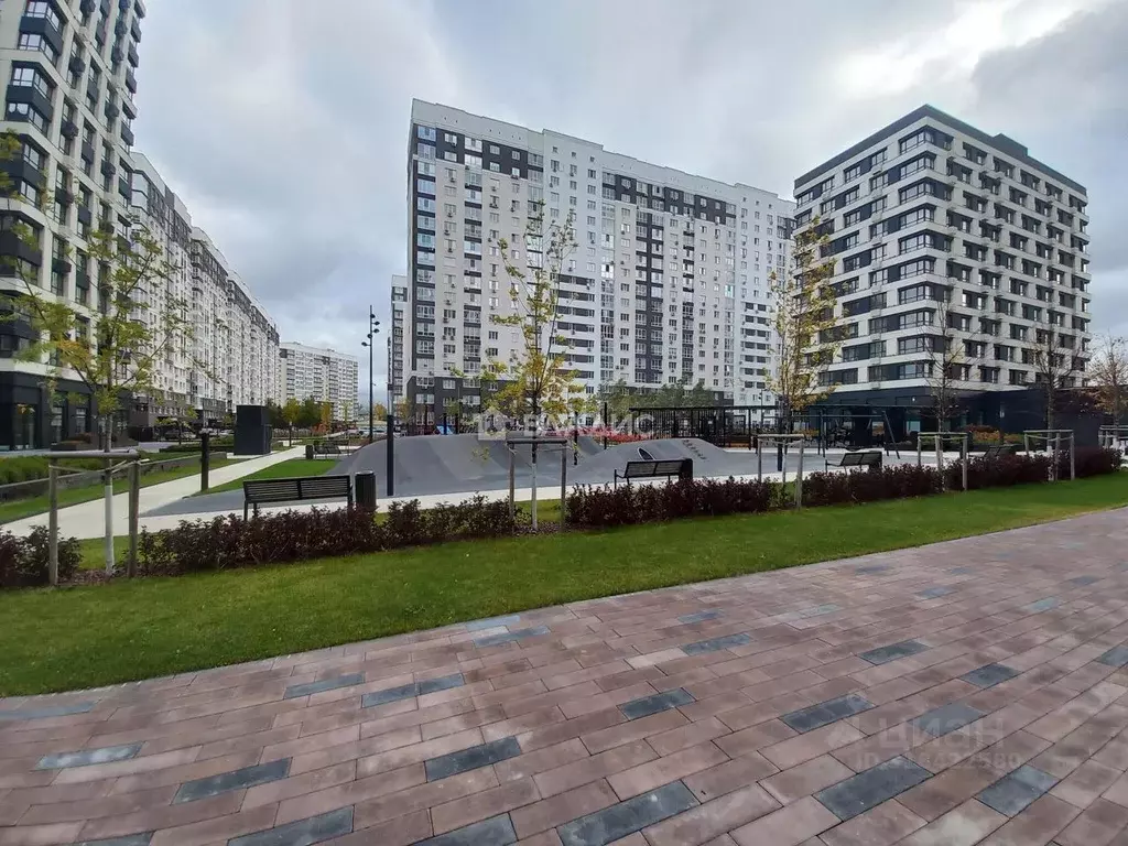 3-к кв. Пензенская область, Пенза ул. Мира, 46к2 (108.0 м) - Фото 0