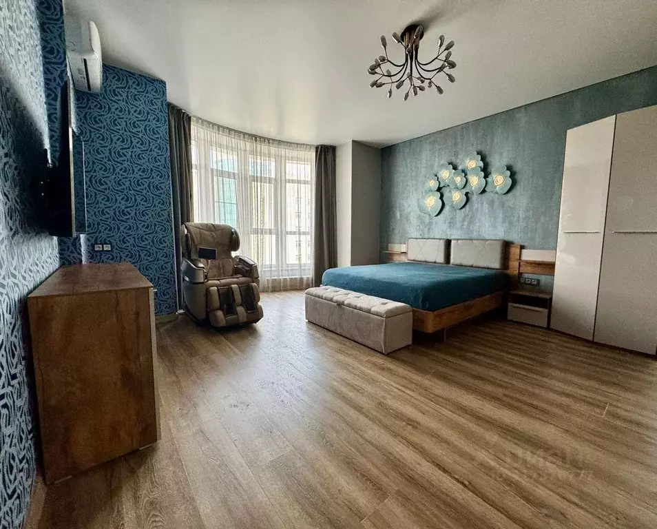 3-к кв. Хабаровский край, Хабаровск ул. Дзержинского, 52 (120.0 м) - Фото 0