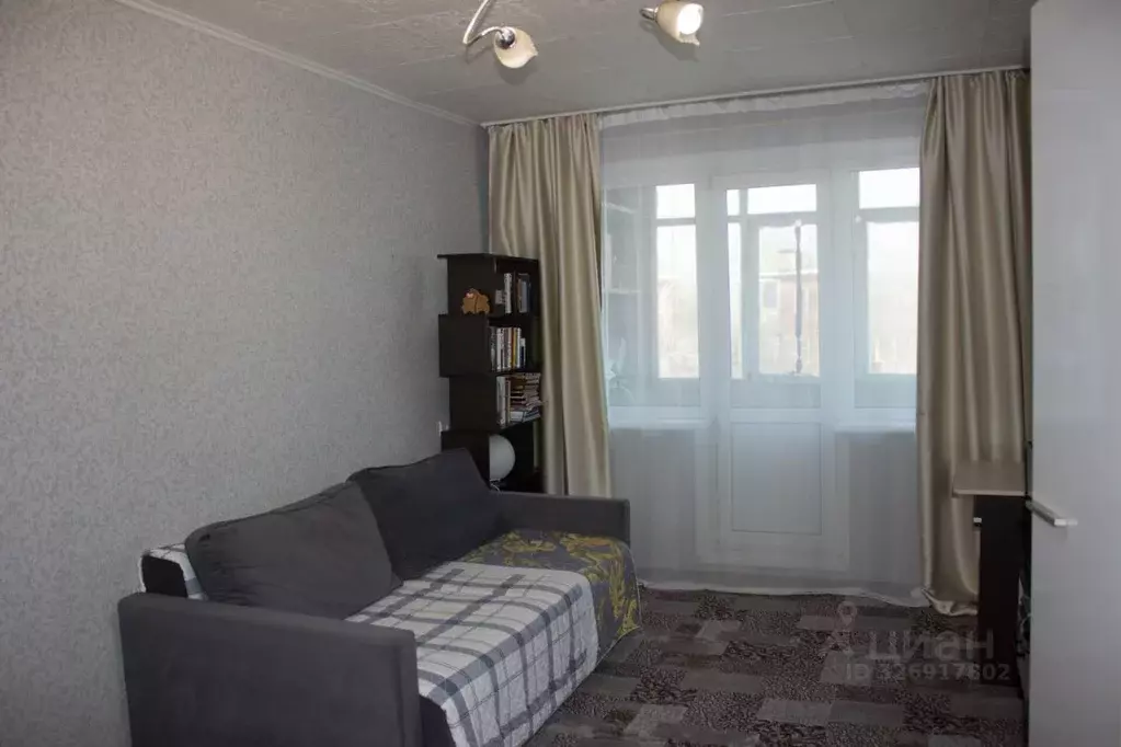 1-к кв. Челябинская область, Челябинск ул. Труда, 7 (30.4 м) - Фото 2