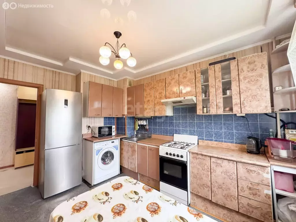 3-комнатная квартира: Хабаровск, квартал ДОС, 78 (68.4 м) - Фото 0