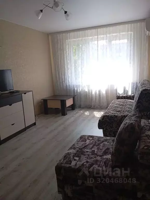2-к кв. Самарская область, Кинель ул. 27-го Партсъезда, 6 (48.0 м) - Фото 0