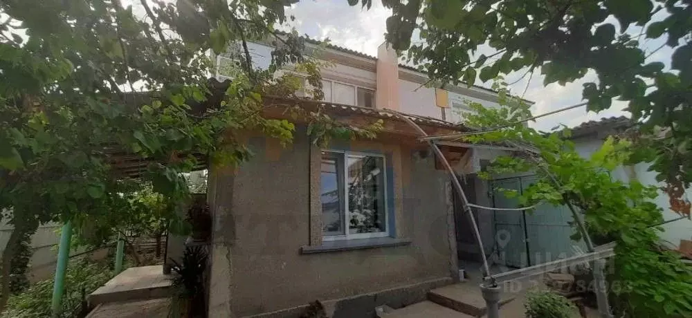 Дом в Крым, Саки ул. Красноармейская (190 м) - Фото 0