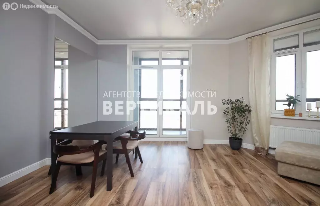 3-комнатная квартира: Москва, Хорошёвское шоссе, 25Ак2 (77.2 м) - Фото 0