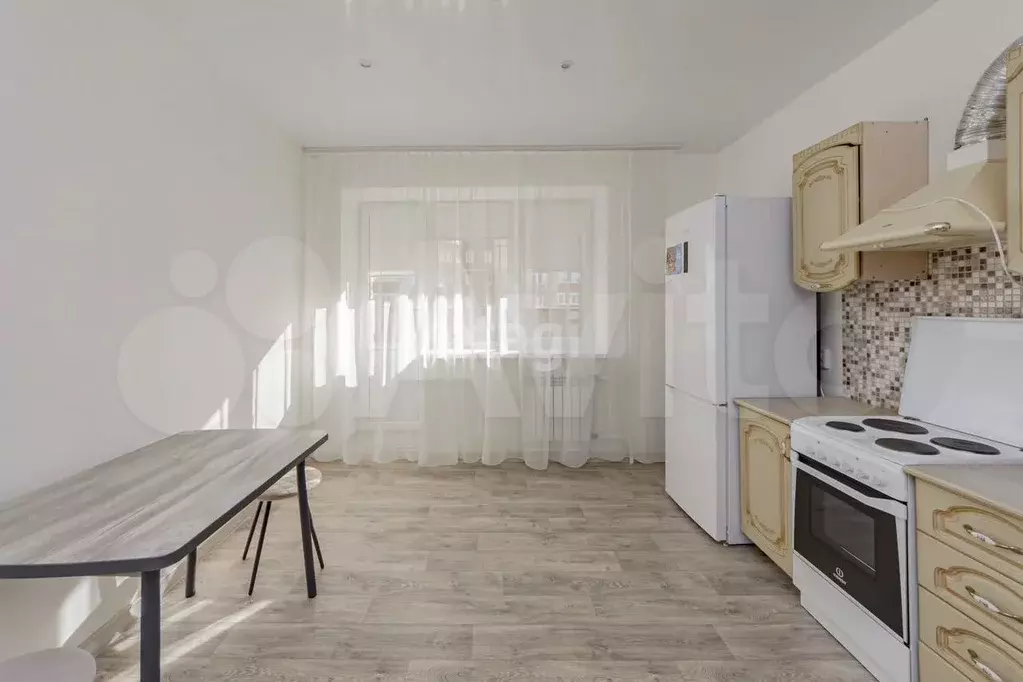 1-к. квартира, 50 м, 4/17 эт. - Фото 1