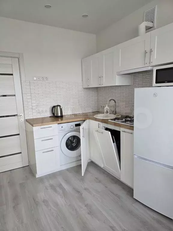 1-к. квартира, 35 м, 4/4 эт. - Фото 1