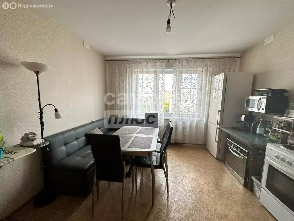 3-комнатная квартира: Ивантеевка, улица Дзержинского, 8к1 (63.1 м) - Фото 0