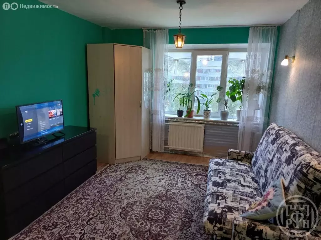 1к в 9-комнатной квартире (17.7 м) - Фото 1