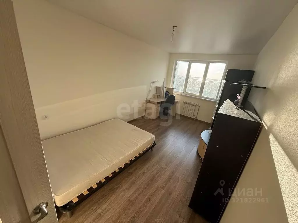 3-к кв. Ямало-Ненецкий АО, Салехард Совхозная ул., 7 (74.5 м) - Фото 1