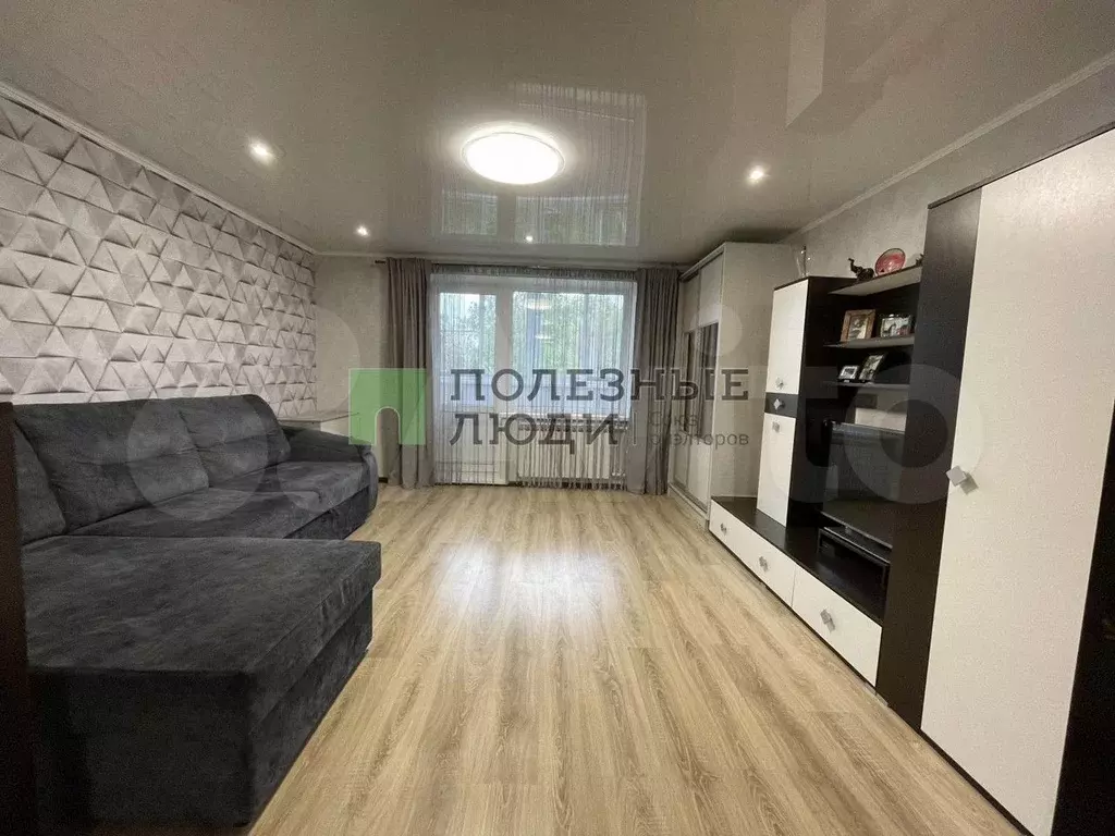 3-к. квартира, 69,5 м, 2/9 эт. - Фото 0
