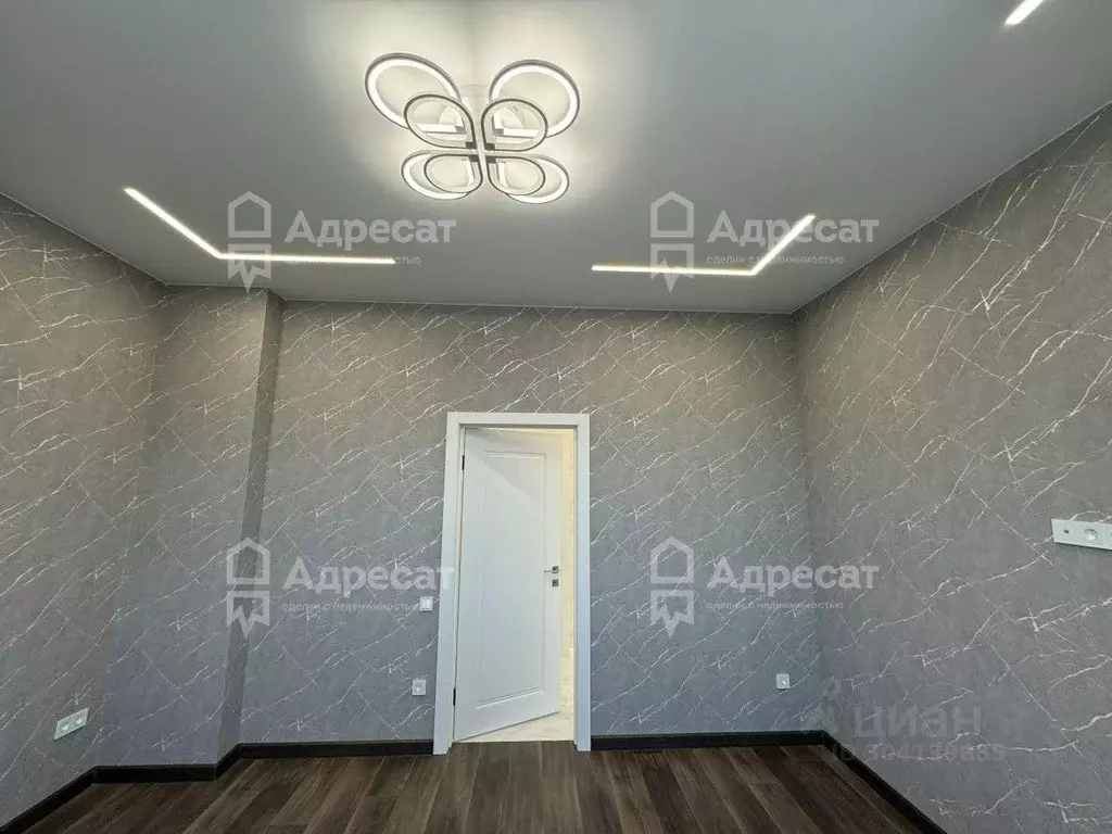 Дом в Волгоградская область, Волгоград Окольная ул. (218 м) - Фото 1