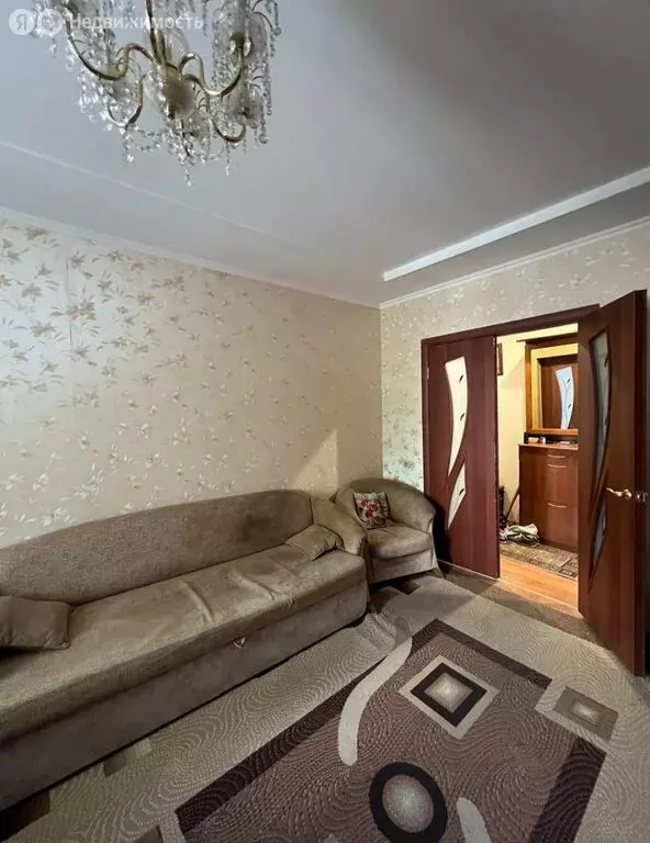 3-комнатная квартира: Ростов-на-Дону, улица Штахановского, 19/1 (64 м) - Фото 1