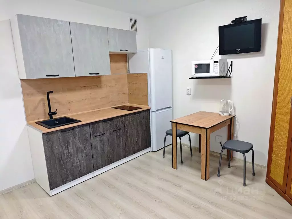 Студия Свердловская область, Екатеринбург ул. Латвийская, 58/2 (22.0 ... - Фото 2