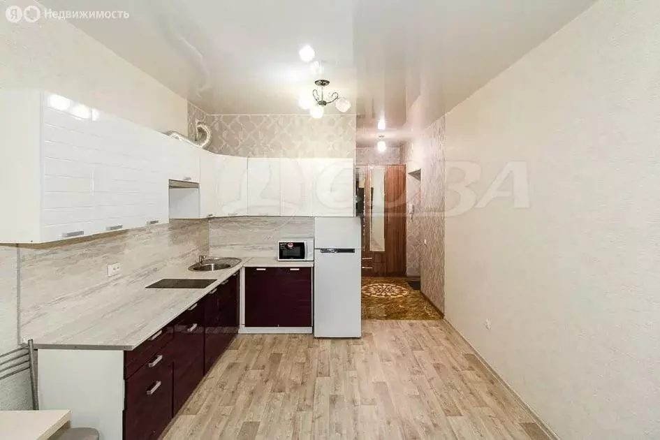 Квартира-студия: Тюмень, Комбинатская улица, 54к2 (30.1 м) - Фото 1