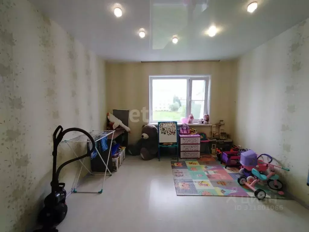 3-к кв. Архангельская область, Котлас ул. 28-й Невельской дивизии, 6А ... - Фото 1