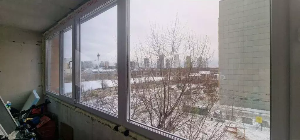 3-к кв. Тюменская область, Тюмень Мельзаводская ул., 8 (83.5 м) - Фото 1