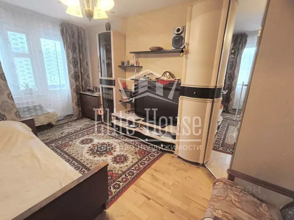 3-к кв. Калужская область, Калуга Анненки мкр, ул. Вишневского, 17 ... - Фото 1