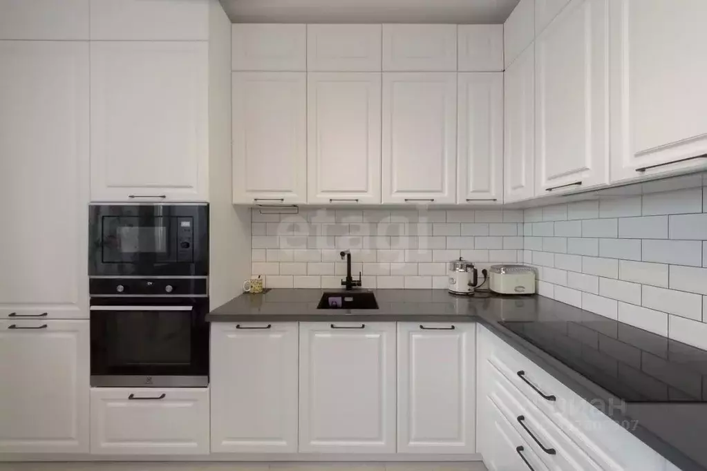 1-к кв. Тюменская область, Тюмень ул. Дмитрия Менделеева, 2к2 (51.3 м) - Фото 1