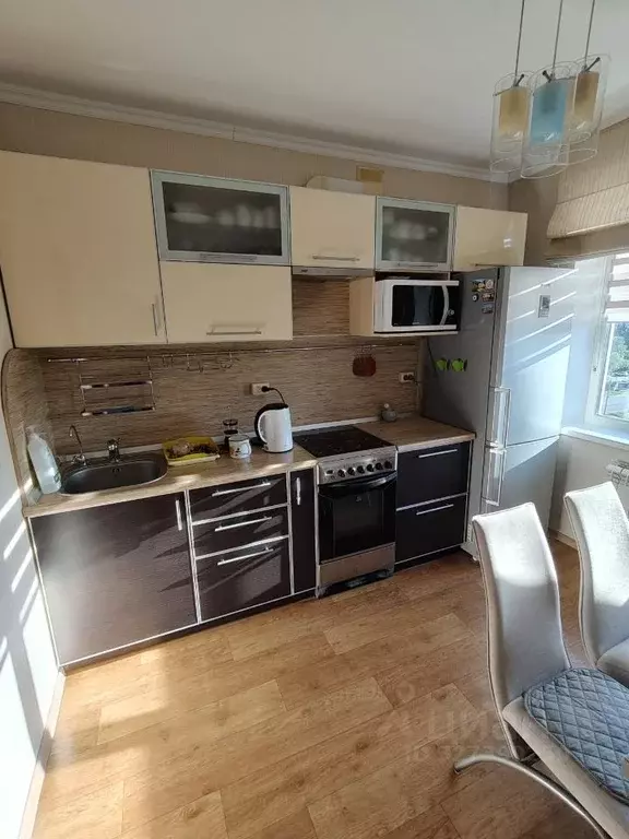 2-к кв. Самарская область, Тольятти ул. Автостроителей, 11 (51.0 м) - Фото 2