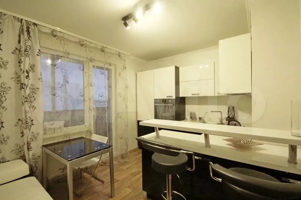 1-к. квартира, 40 м, 7/19 эт. - Фото 1