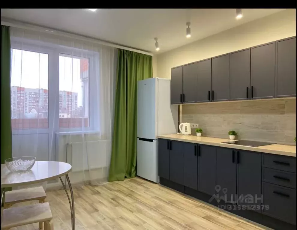 1-к кв. Саратовская область, Энгельс ул. Пушкина, 87 (40.0 м) - Фото 0